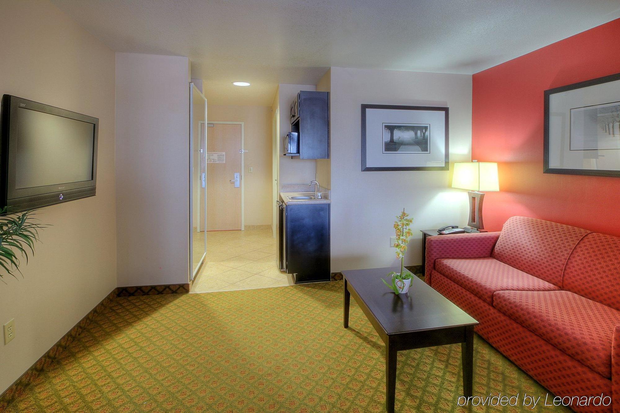 Holiday Inn Express And Suites - Tucumcari, An Ihg Hotel Habitación foto